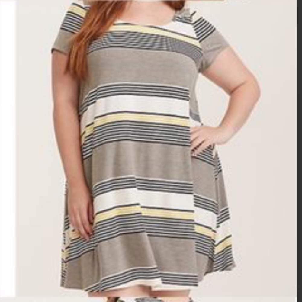 NWT plus size Torrid jersey knit dress
